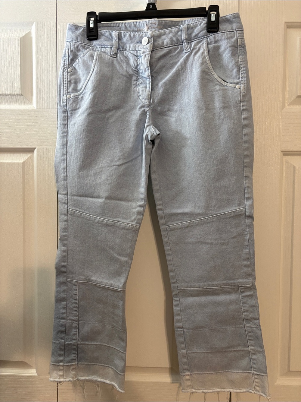 Light blue Straight-Leg Jeans with Raw Hem